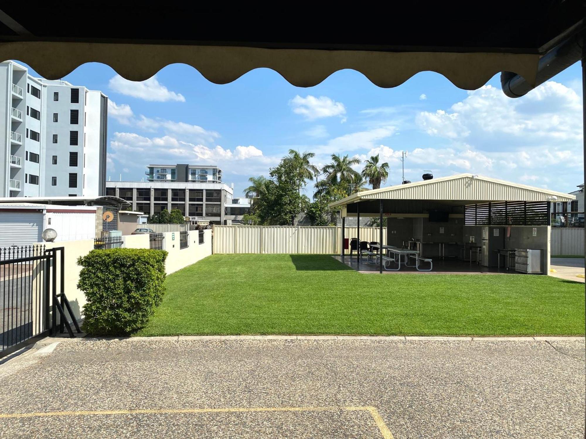 City Ville Apartments And Motel Rockhampton Værelse billede