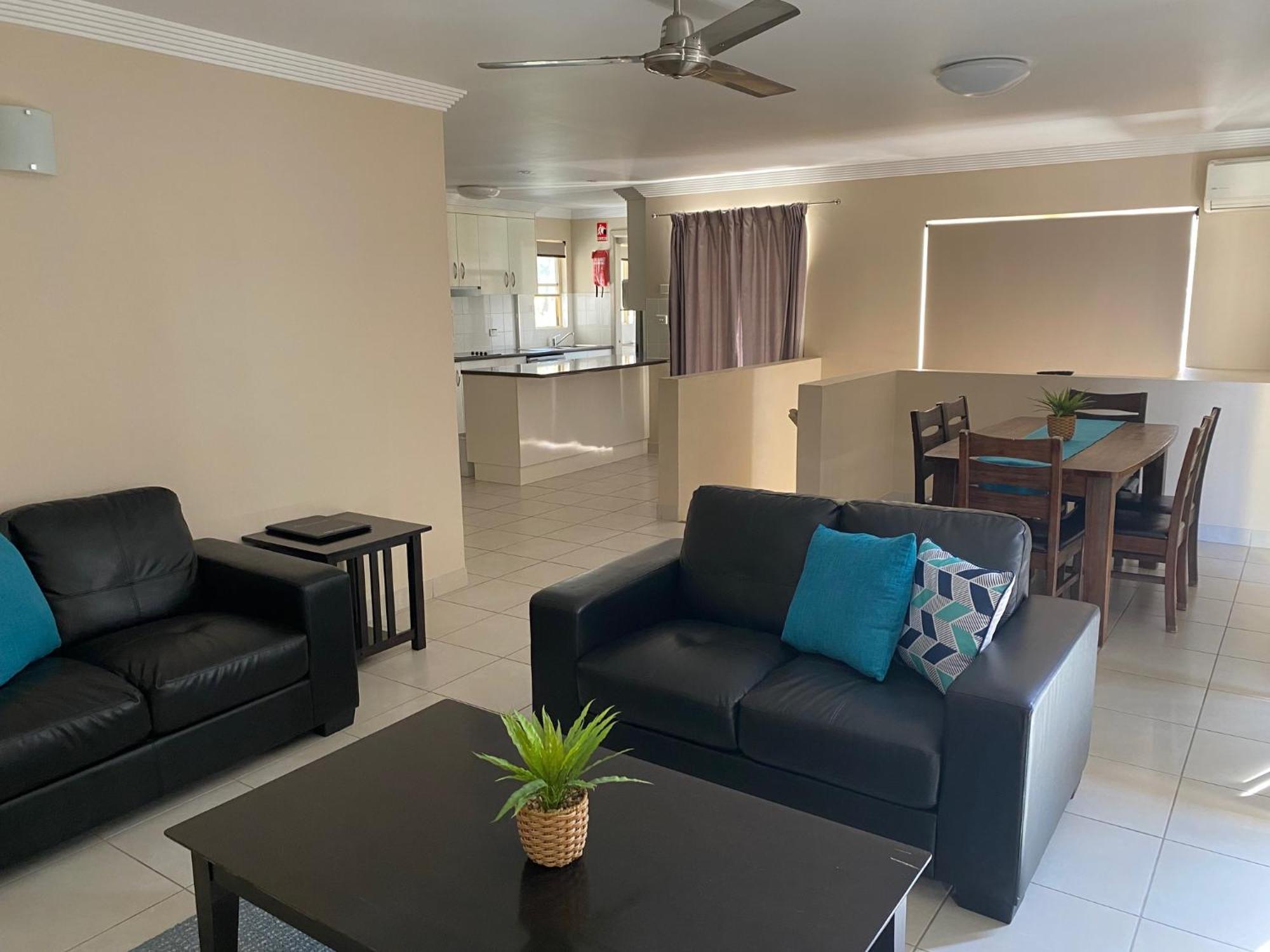 City Ville Apartments And Motel Rockhampton Værelse billede